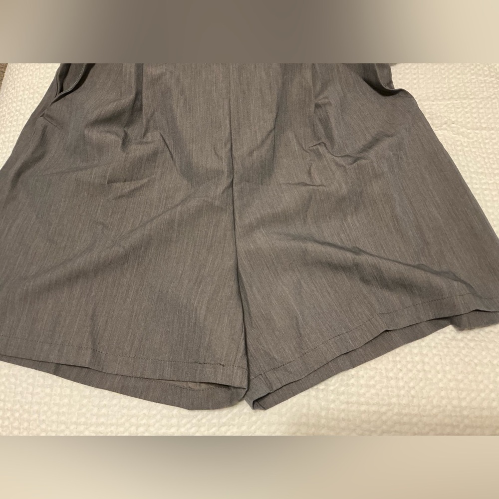NWOT Gray Romper with Side Cut Outs - Picture 8 of 9
